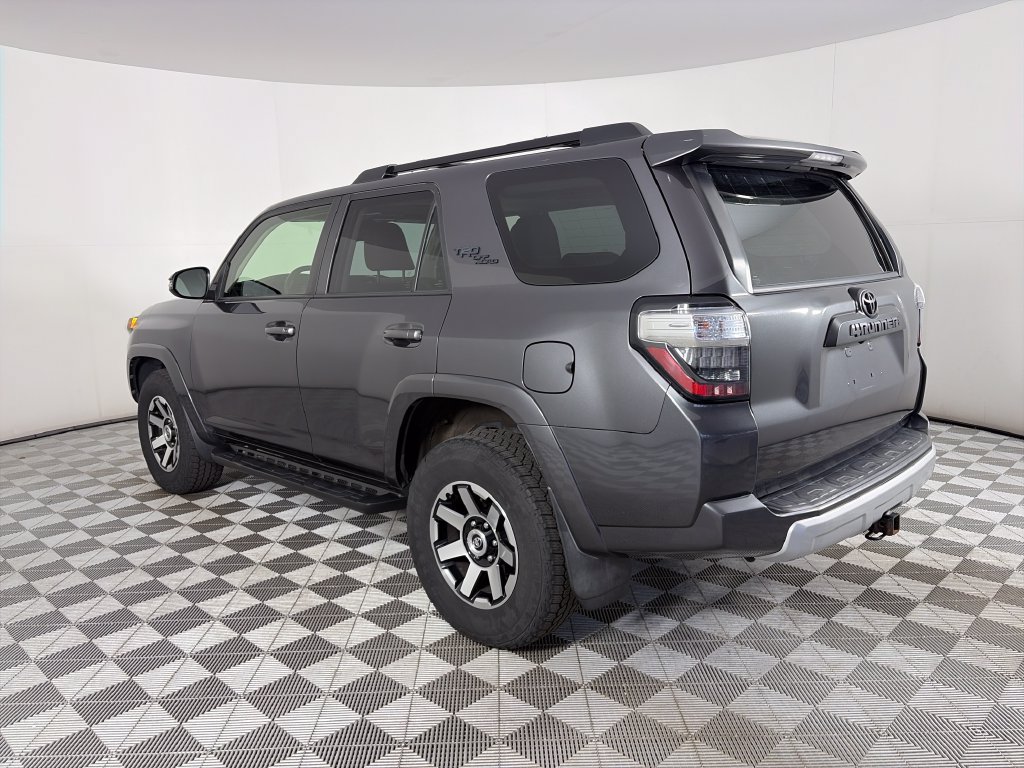 Used 2020 Toyota 4Runner TRD Off-Road Premium w/ Moonroof Package AWD/4WD image 5
