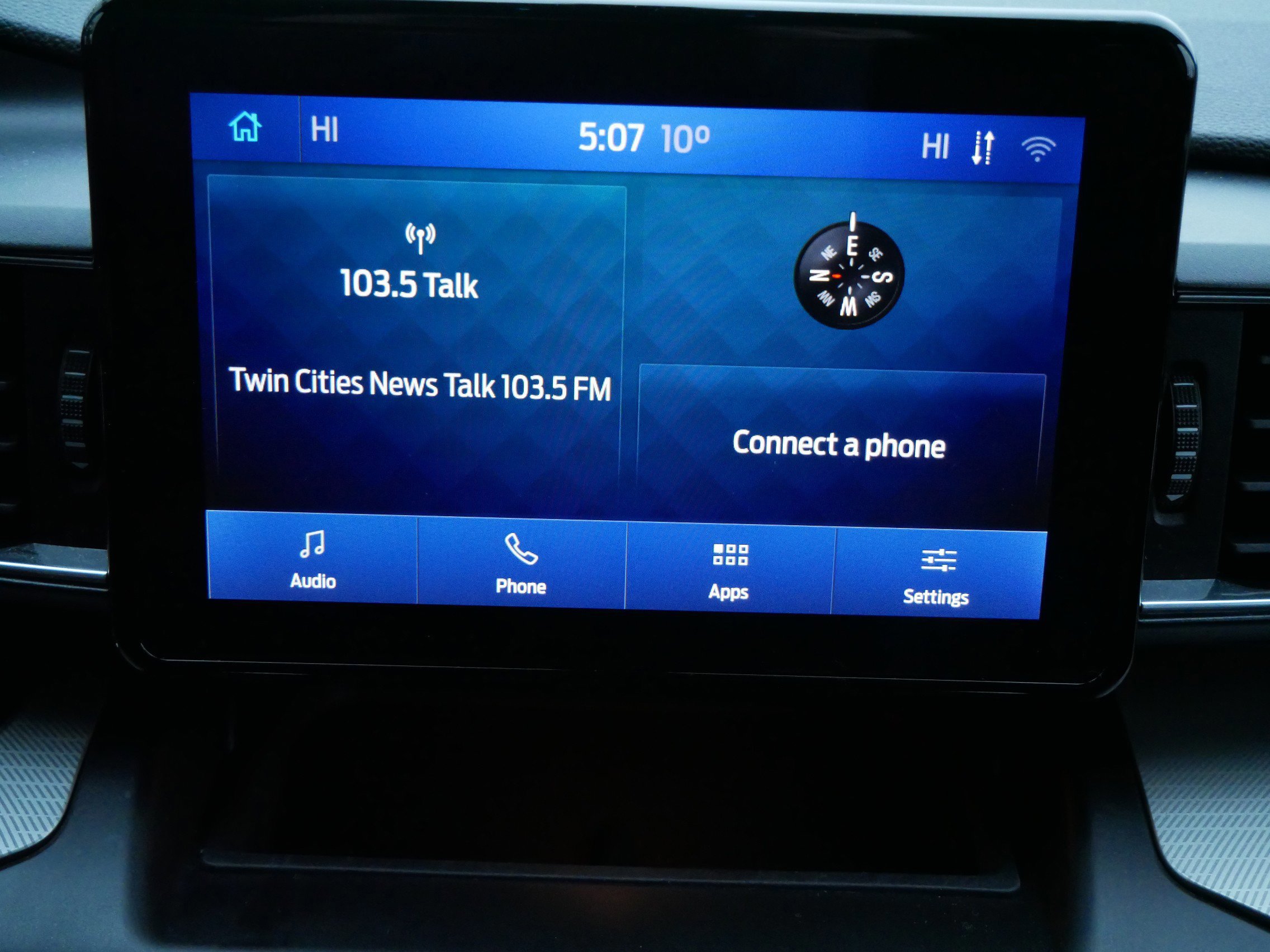 Certified 2020 Ford Explorer XLT w/ Equipment Group 202A image 15