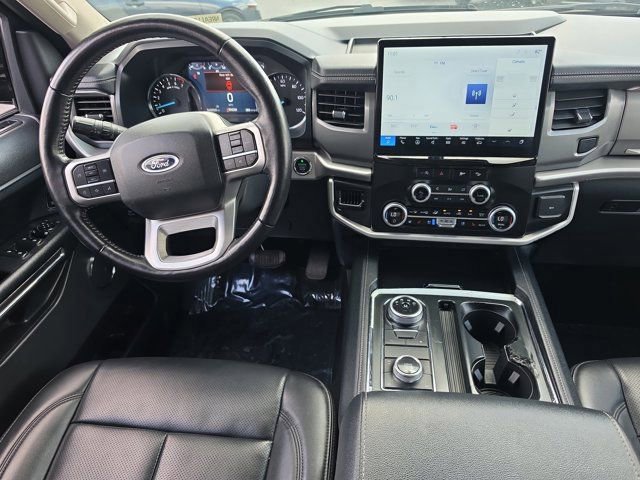 Certified 2024 Ford Expedition Max XLT image 16