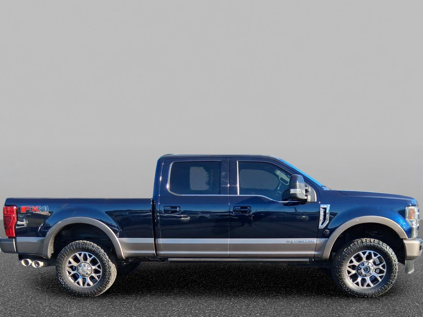 Certified 2022 Ford F250 King Ranch w/ King Ranch Ultimate Package AWD/4WD image 5