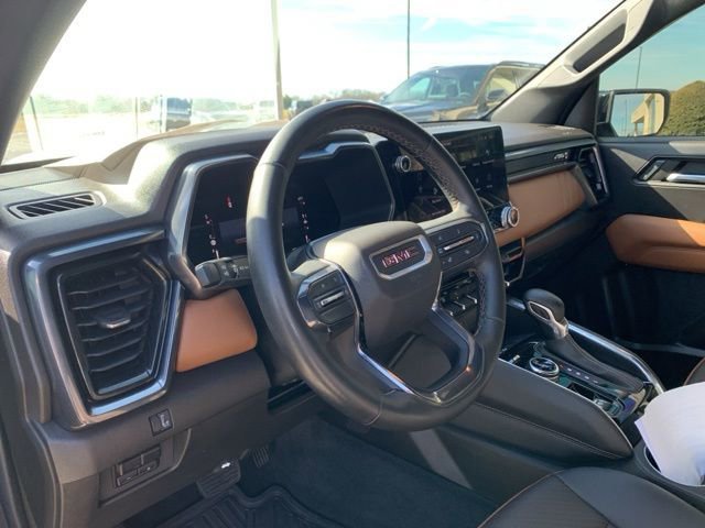 Used 2023 GMC Canyon AT4 w/ AT4 Premium Package image 10