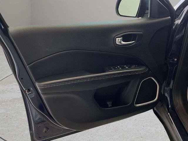Used 2018 Jeep Compass Latitude w/ Popular Equipment Group FWD image 14