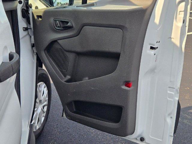 Certified 2024 Ford Transit 350 XLT RWD image 4