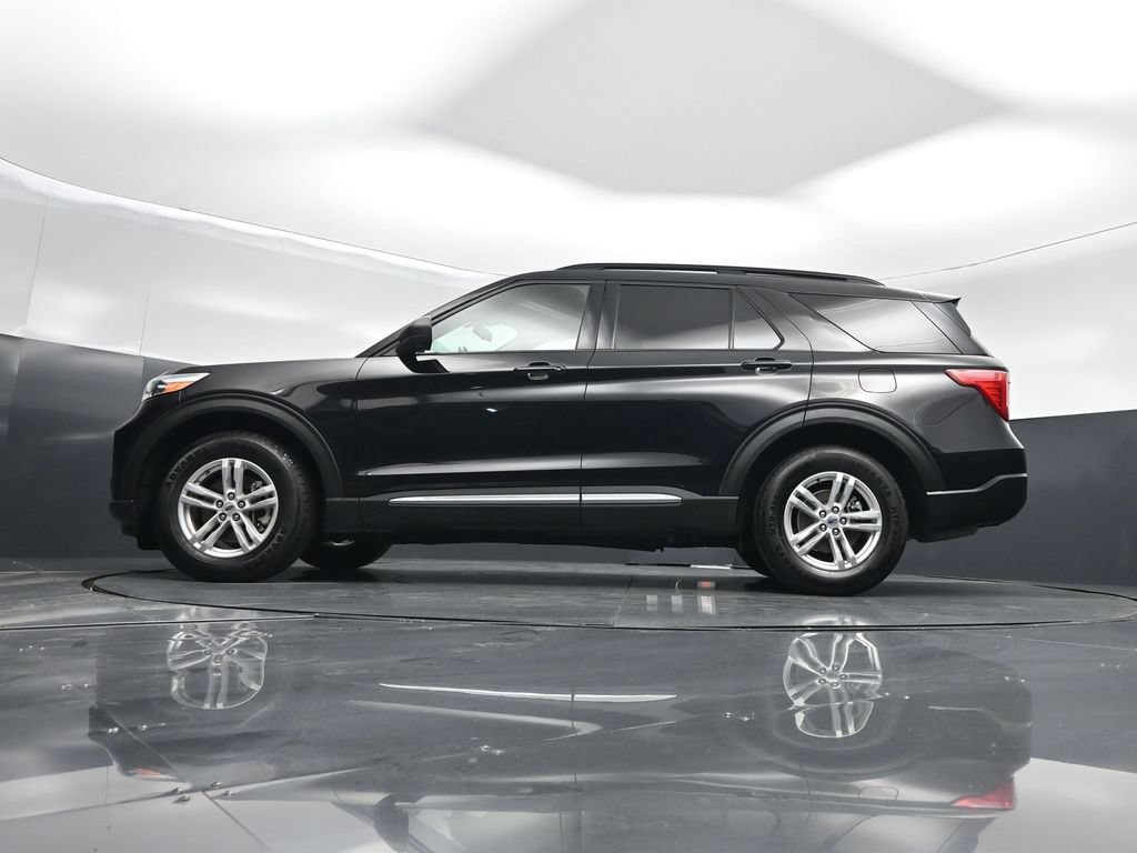 Certified 2022 Ford Explorer XLT AWD/4WD image 7