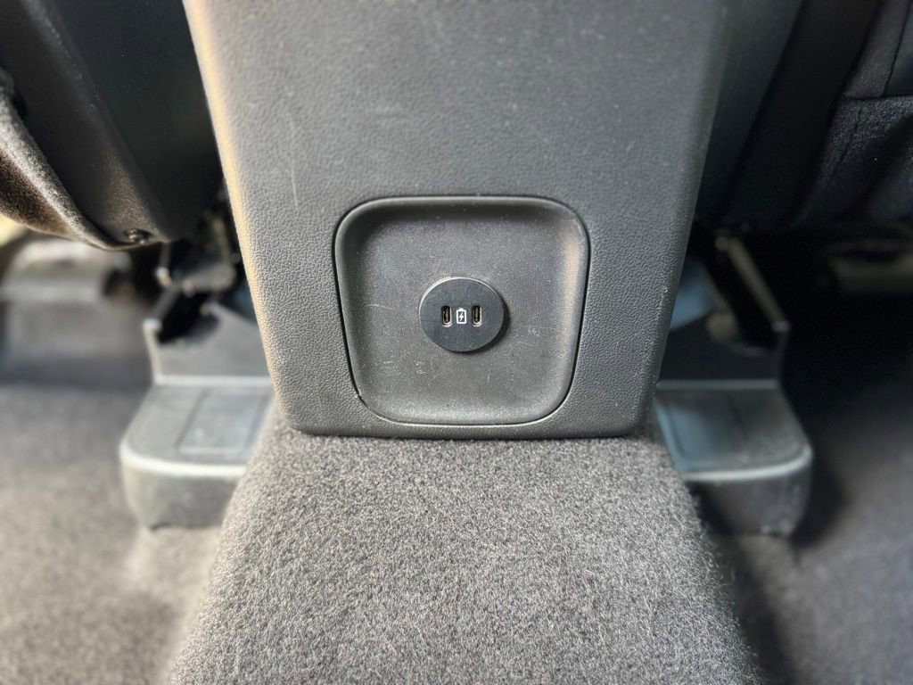 Certified 2025 Ford Escape ST-Line AWD/4WD image 36
