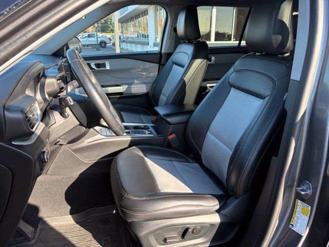 Certified 2023 Ford Explorer XLT w/ Equipment Group 202A AWD/4WD image 20
