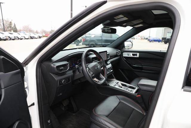 Certified 2023 Ford Explorer ST-Line w/ Class IV Trailer Tow Package image 25