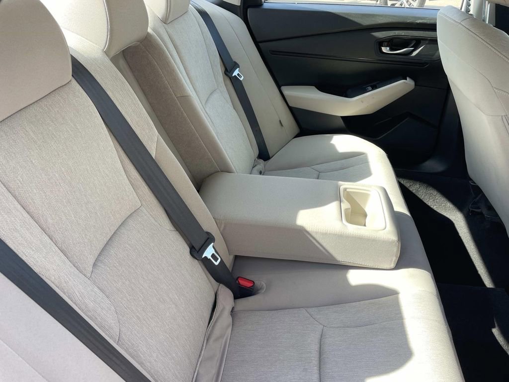 Used 2023 Honda Accord EX image 29