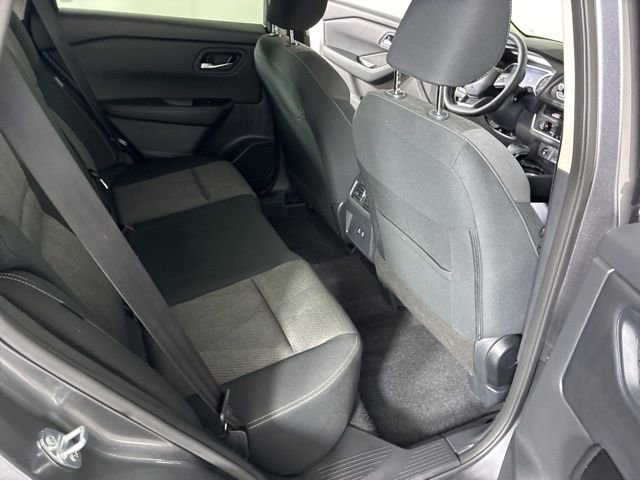 Used 2026 Nissan Rogue SV FWD image 19