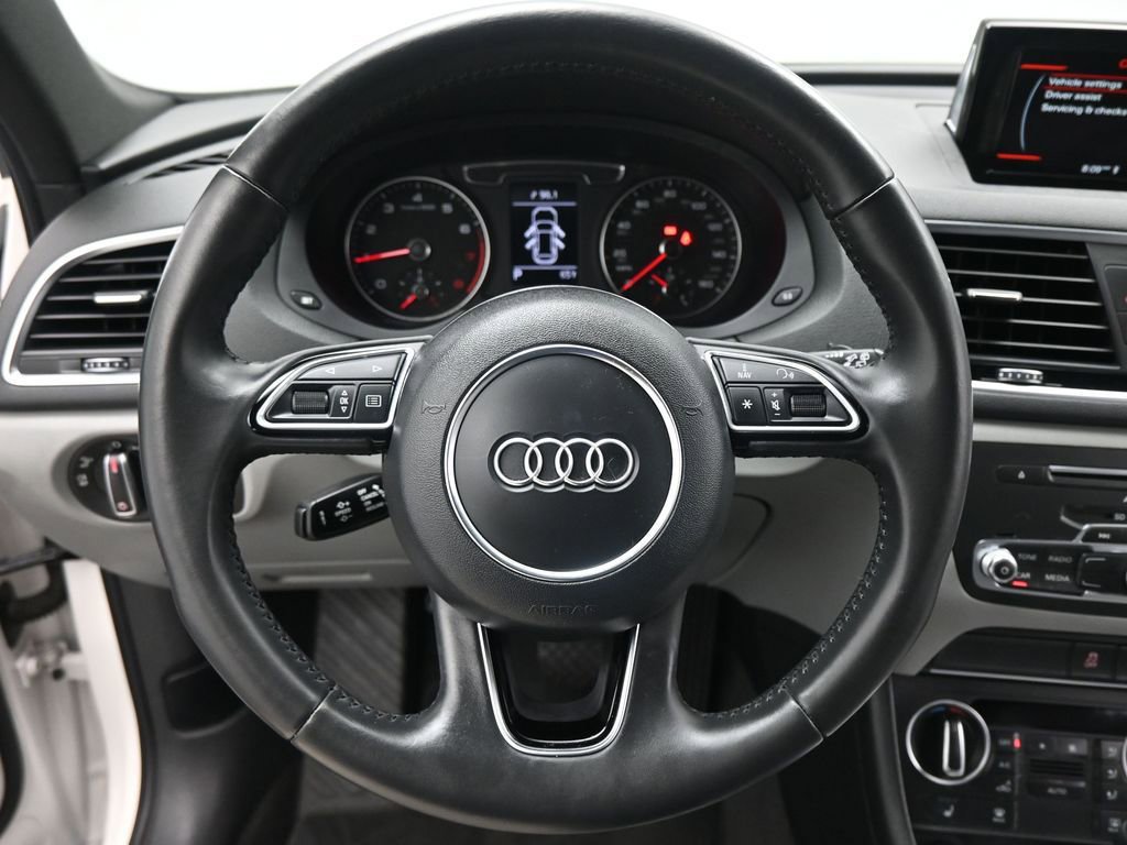 Used 2018 Audi Q3 2.0T Premium w/ Convenience Package image 12