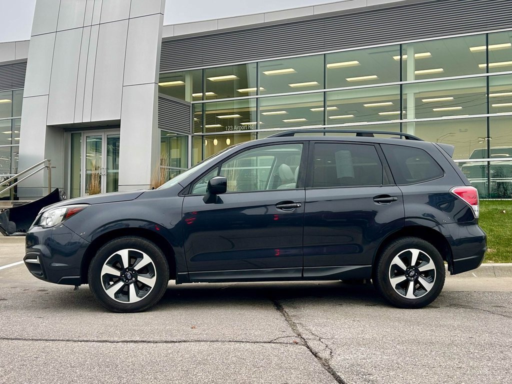 Used 2017 Subaru Forester 2.5i Premium image 2