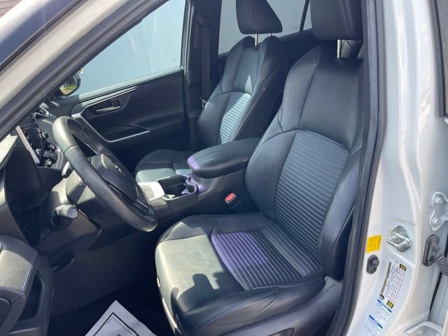 Used 2020 Toyota RAV4 XSE AWD/4WD image 16