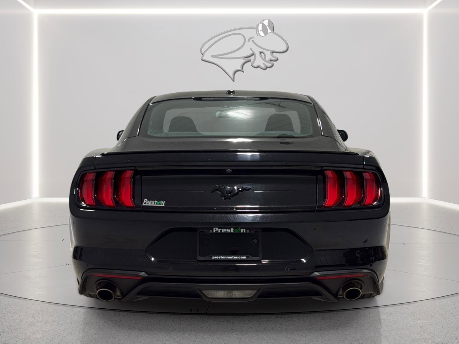 Certified 2018 Ford Mustang Coupe w/ Equipment Group 101A RWD image 5