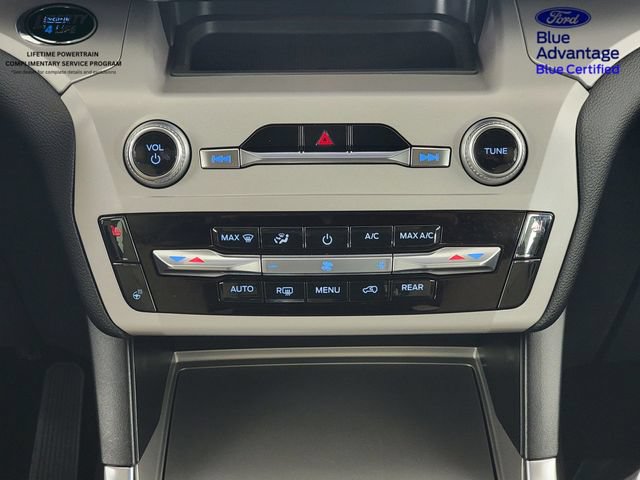 Certified 2023 Ford Explorer XLT w/ Equipment Group 202A AWD/4WD image 25