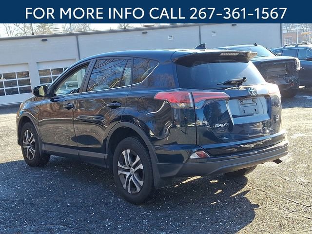 Used 2018 Toyota RAV4 LE image 5