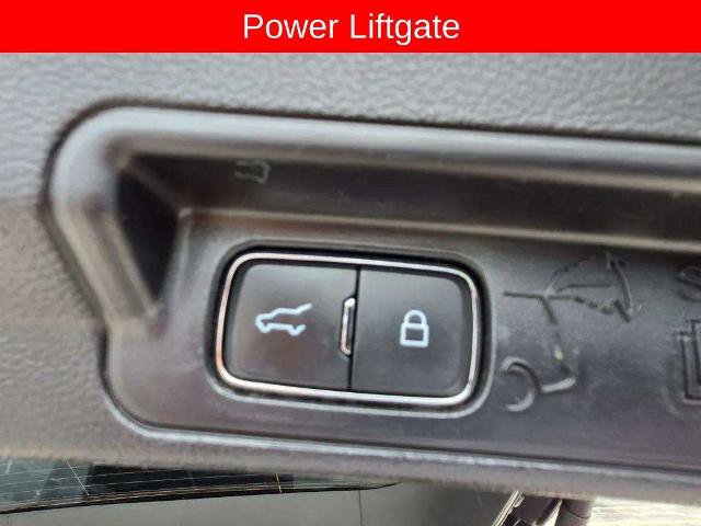 Certified 2020 Ford Explorer XLT w/ Equipment Group 202A AWD/4WD image 30