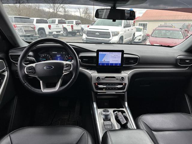 Certified 2023 Ford Explorer XLT w/ Equipment Group 202A image 22