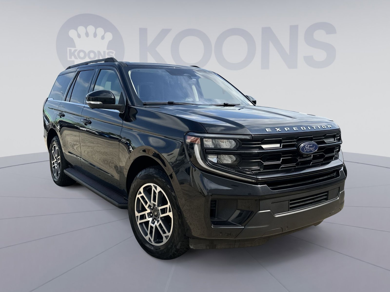 Certified 2025 Ford Expedition Active AWD/4WD image 18