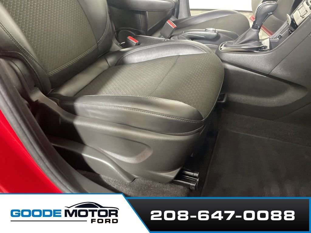 Used 2019 Buick Encore Preferred image 24