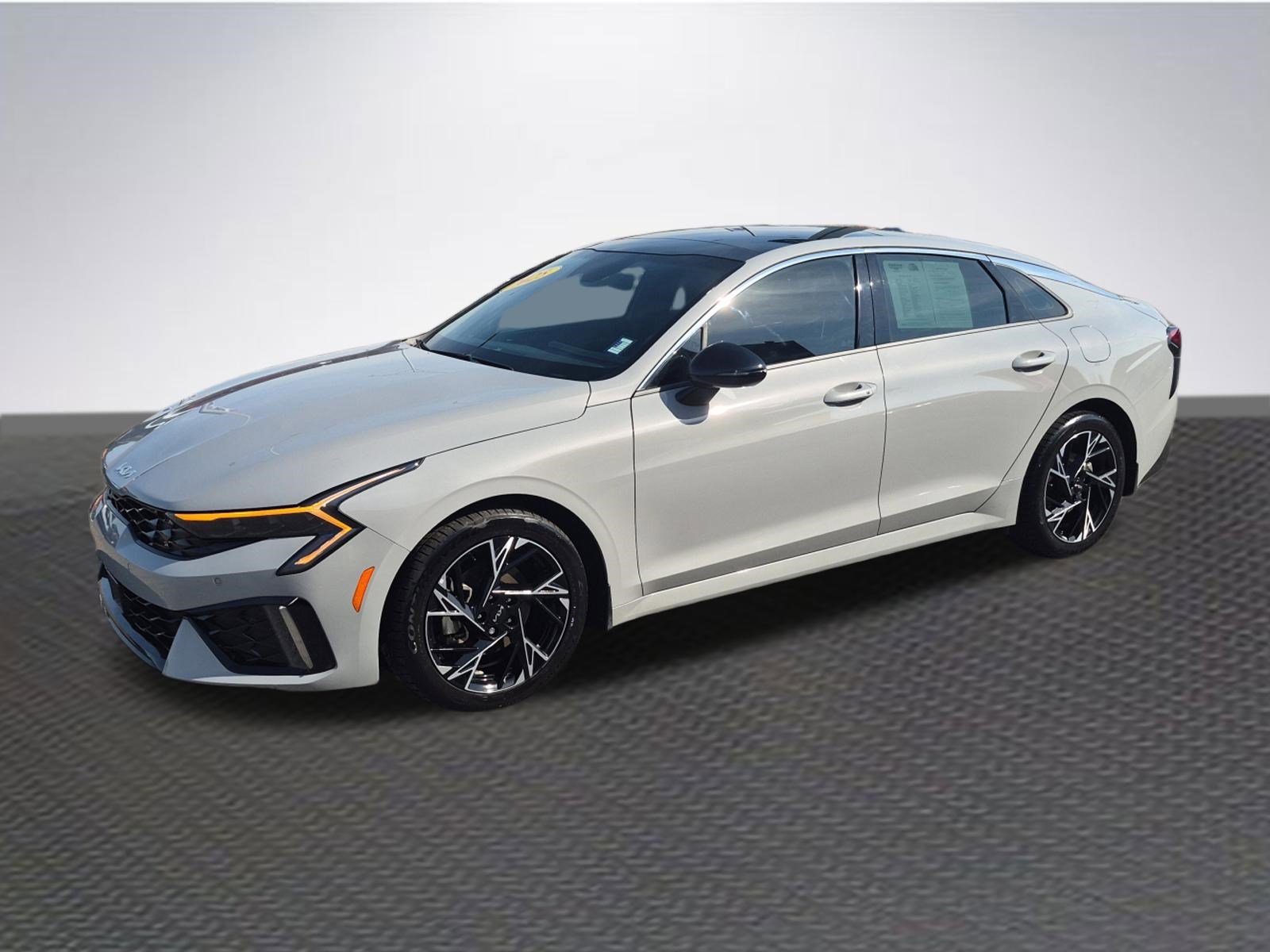 Used 2025 Kia K5 GT-Line w/ GT-Line Premium Package FWD image 2