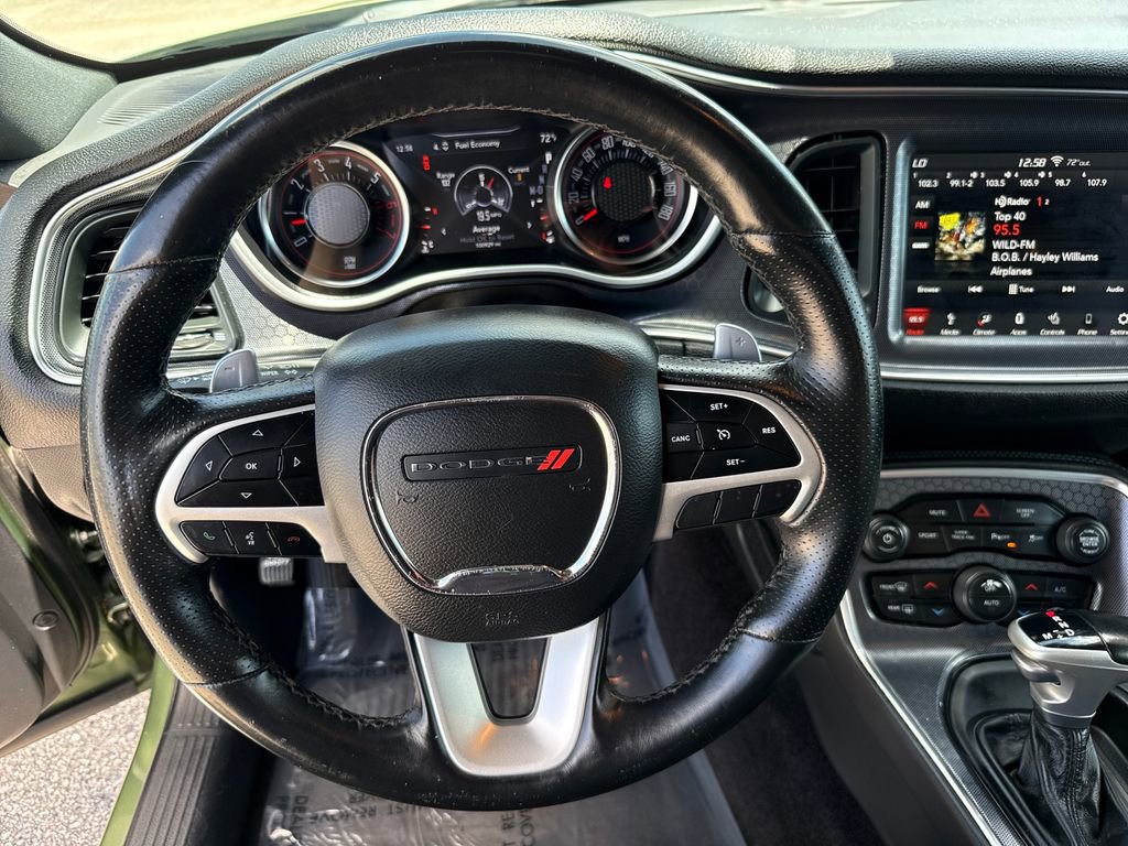 Used 2018 Dodge Challenger R/T Scat Pack w/ Leather Interior Group RWD image 14
