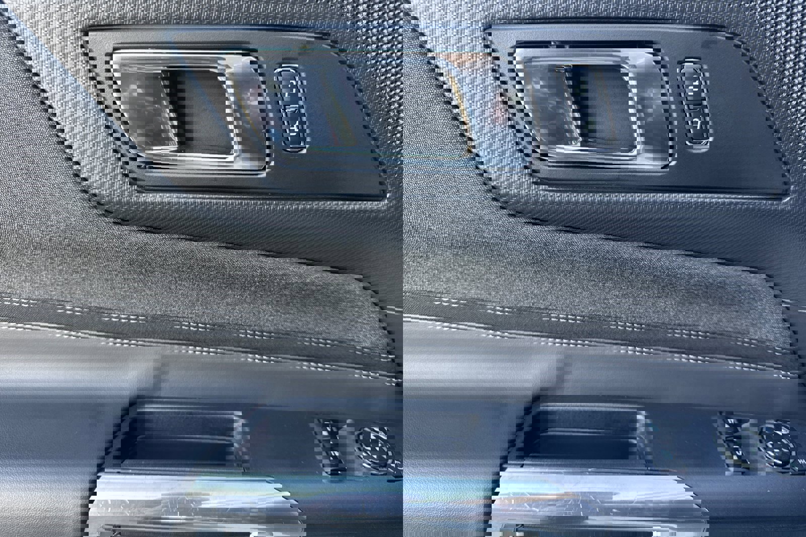 Certified 2025 Ford Mustang Coupe image 12