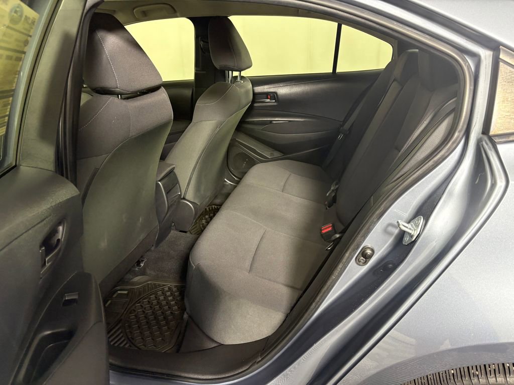 Used 2022 Toyota Corolla LE FWD image 27