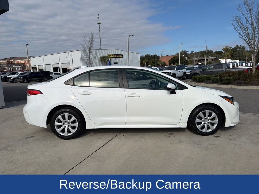 Used 2020 Toyota Corolla LE image 5