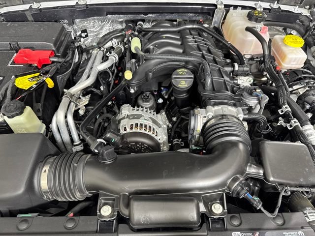 Used 2026 Jeep Wrangler Unlimited Sahara AWD/4WD image 7
