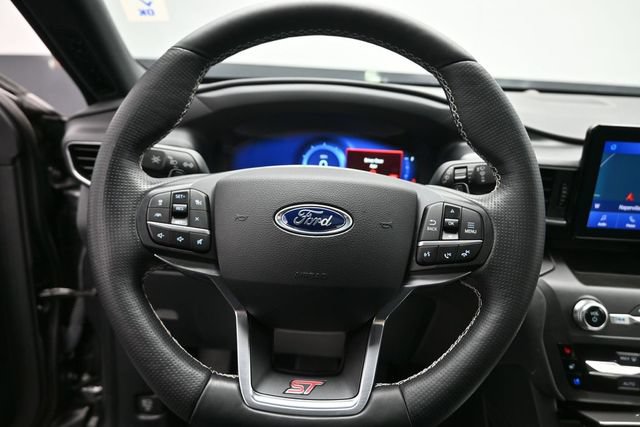 Certified 2020 Ford Explorer ST w/ ST High-Performance Pack AWD/4WD image 16