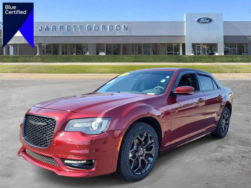 Used 2023 Chrysler 300 Touring L video 1