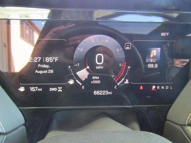Used 2025 GMC Yukon XL Elevation AWD/4WD image 32