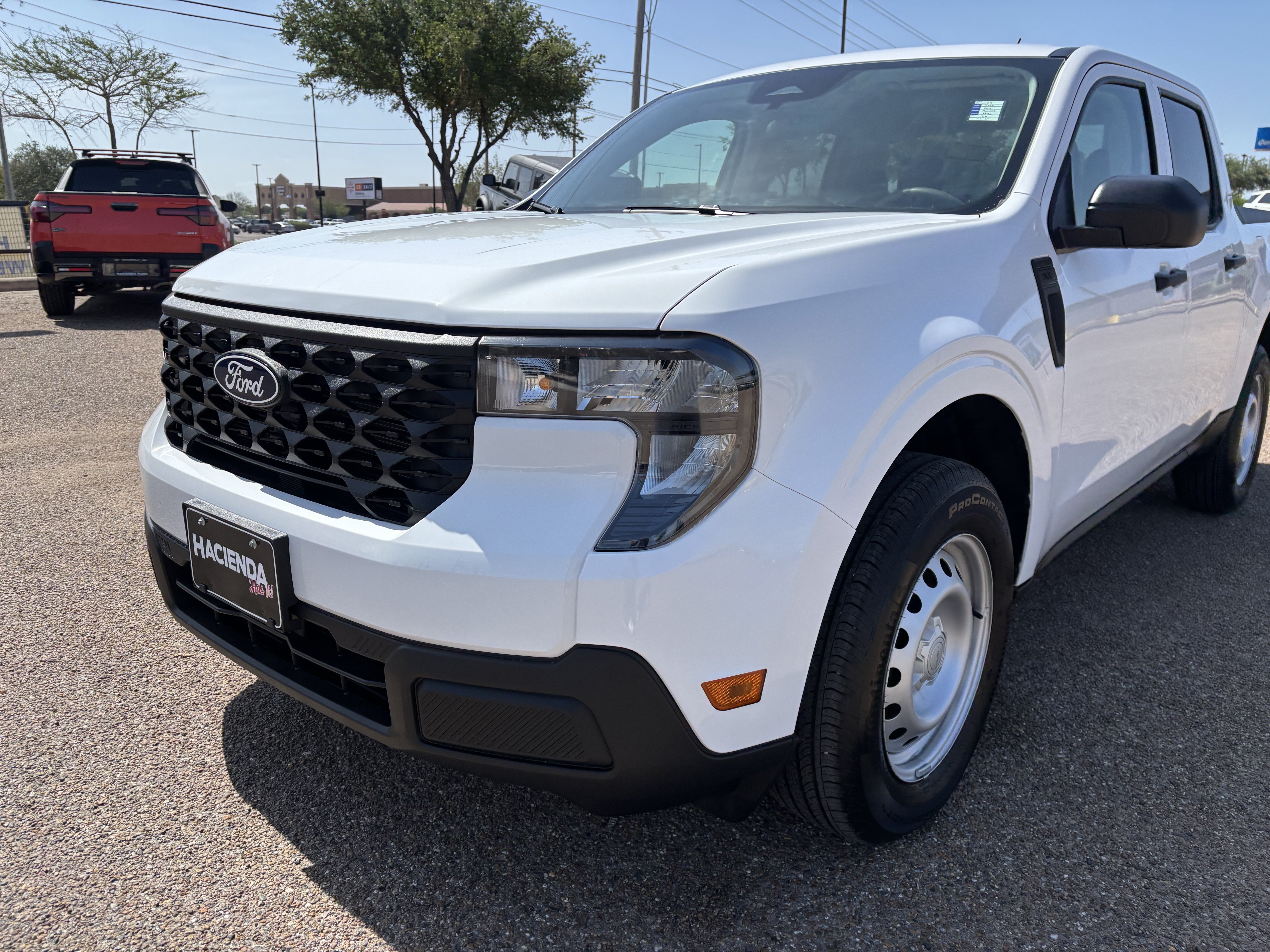 Certified 2025 Ford Maverick XL FWD image 7