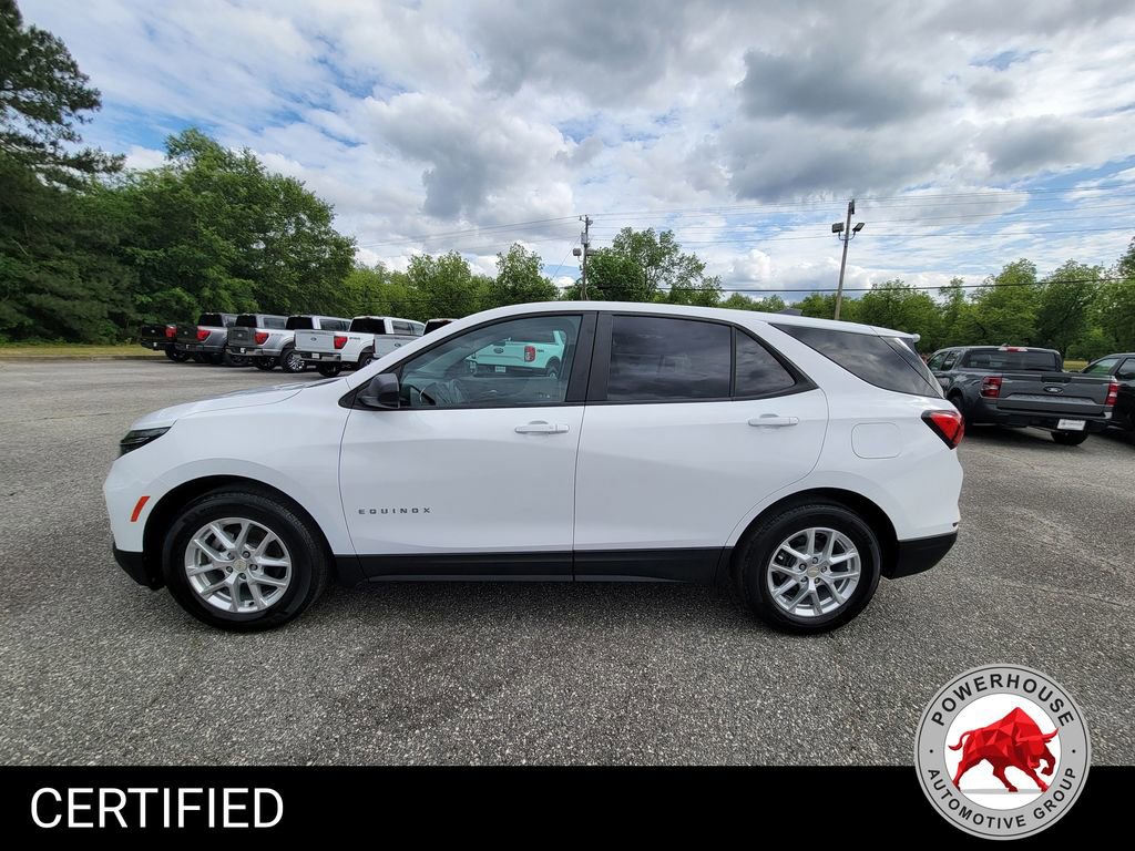Used 2023 Chevrolet Equinox LS FWD image 3