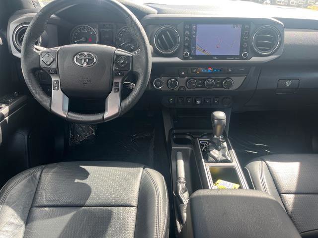 Used 2021 Toyota Tacoma TRD Sport w/ TRD Premium Sport Package image 7