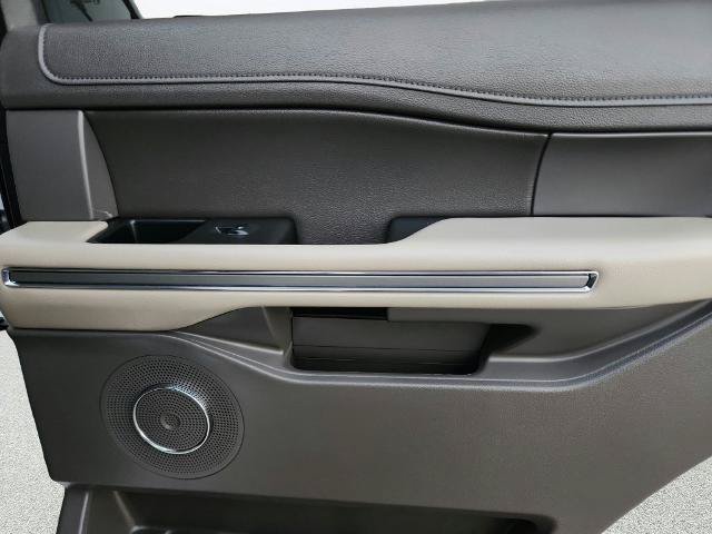 Certified 2020 Ford Expedition XLT w/ Equipment Group 202A RWD image 29