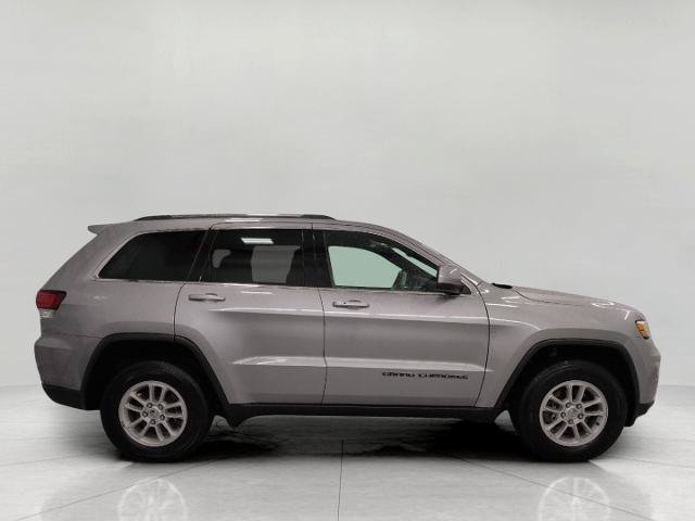Used 2020 Jeep Grand Cherokee Laredo AWD/4WD image 12