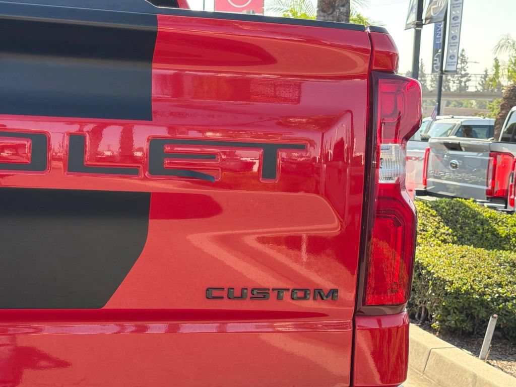 Used 2021 Chevrolet Silverado 1500 Custom w/ Rally Edition AWD/4WD image 15