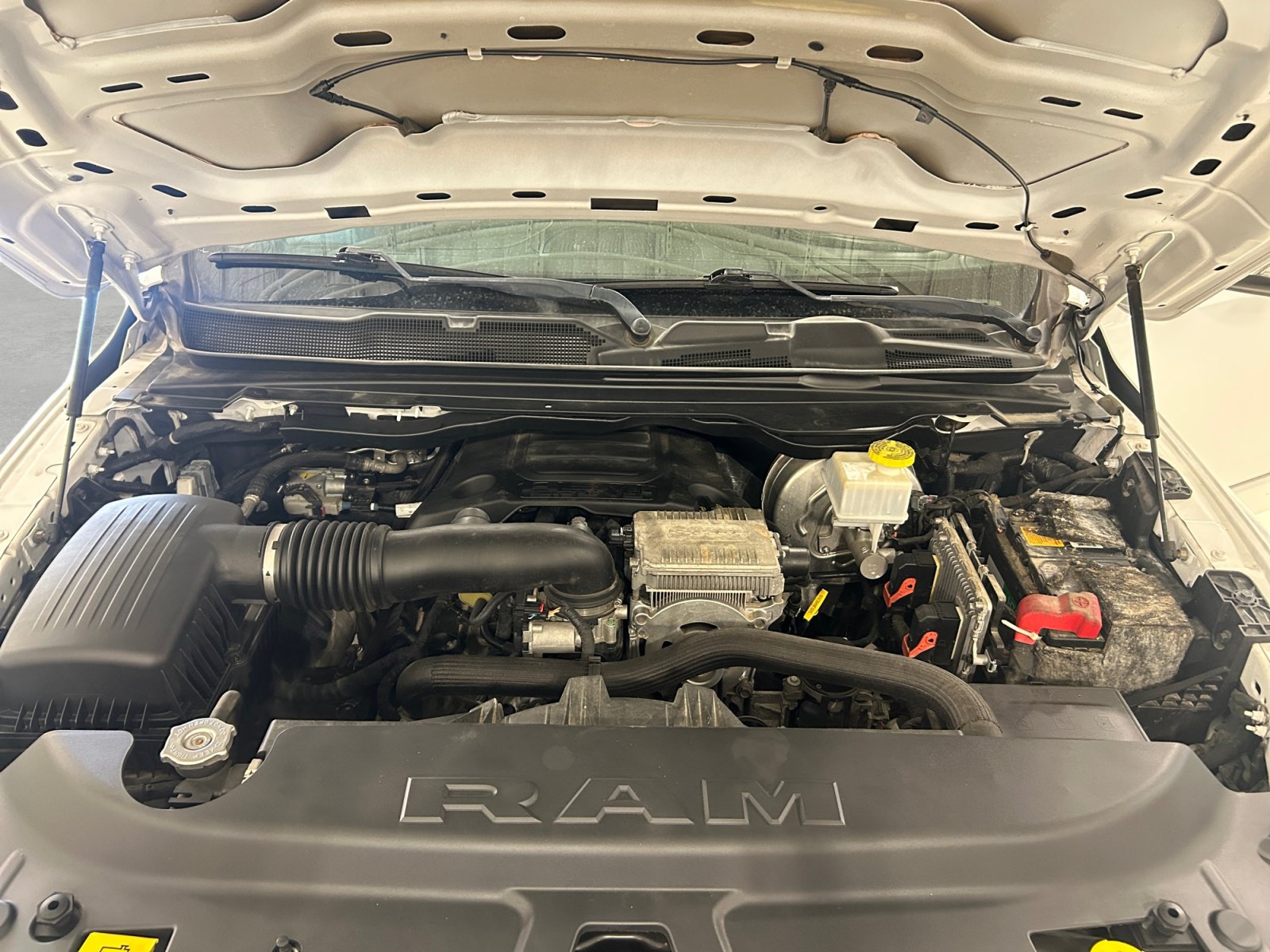 Used 2019 RAM 1500 Limited AWD/4WD image 21