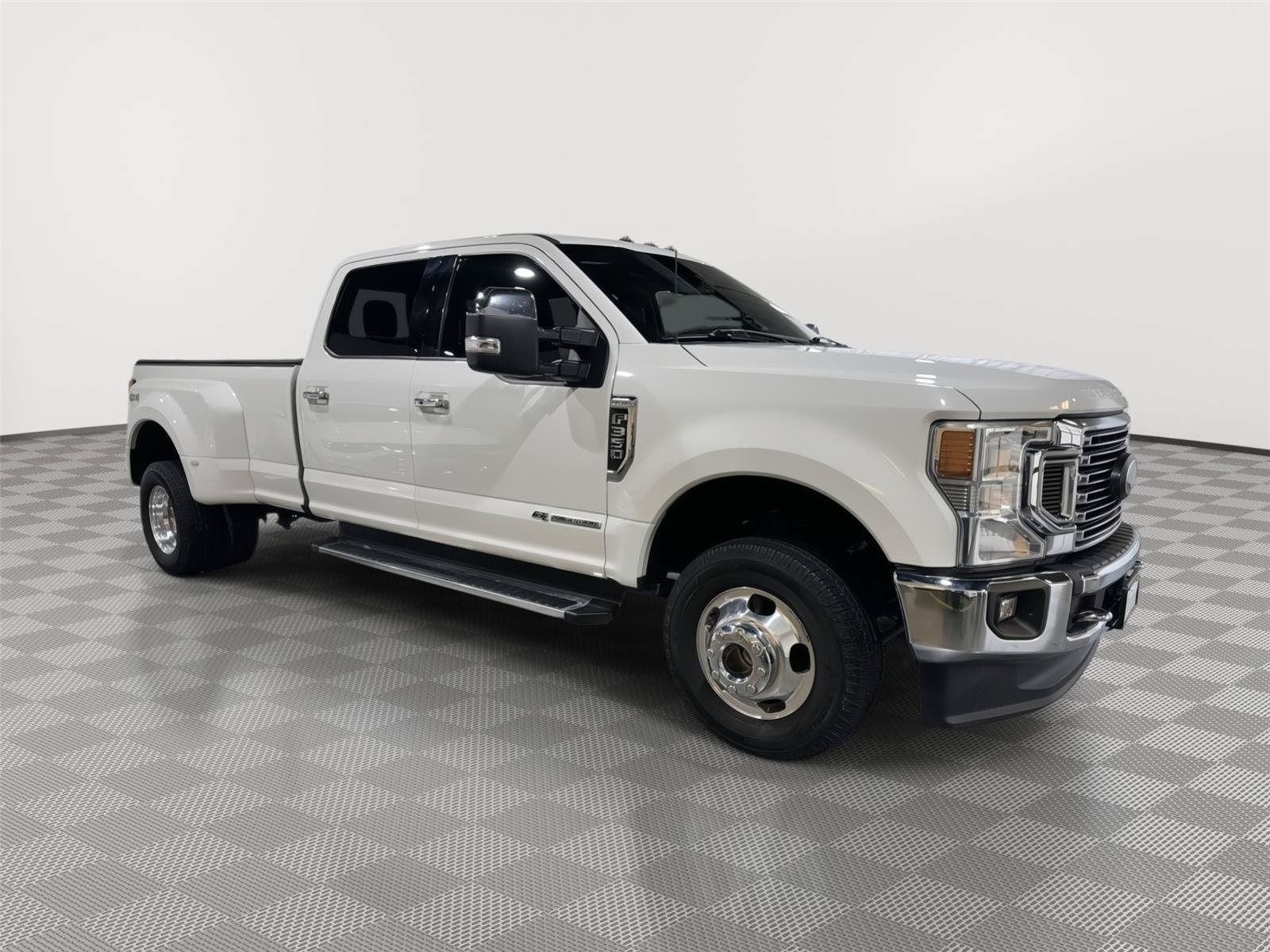 Certified 2022 Ford F350 Lariat w/ Lariat Ultimate Package AWD/4WD image 5