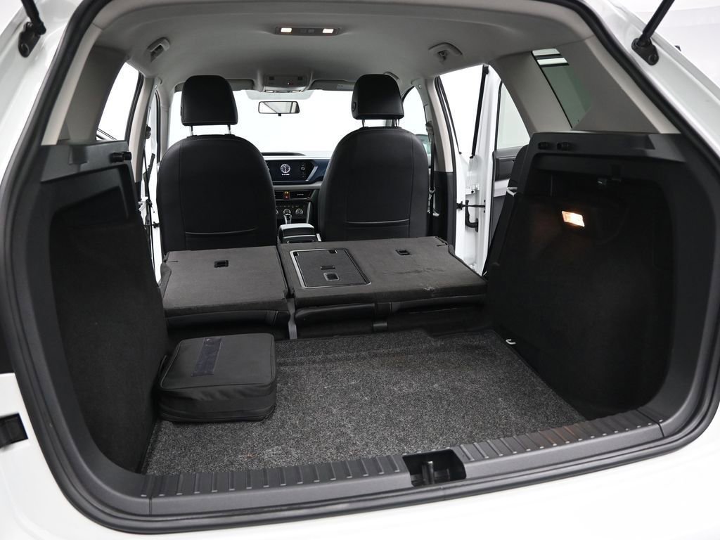 Used 2022 Volkswagen Taos SE image 49