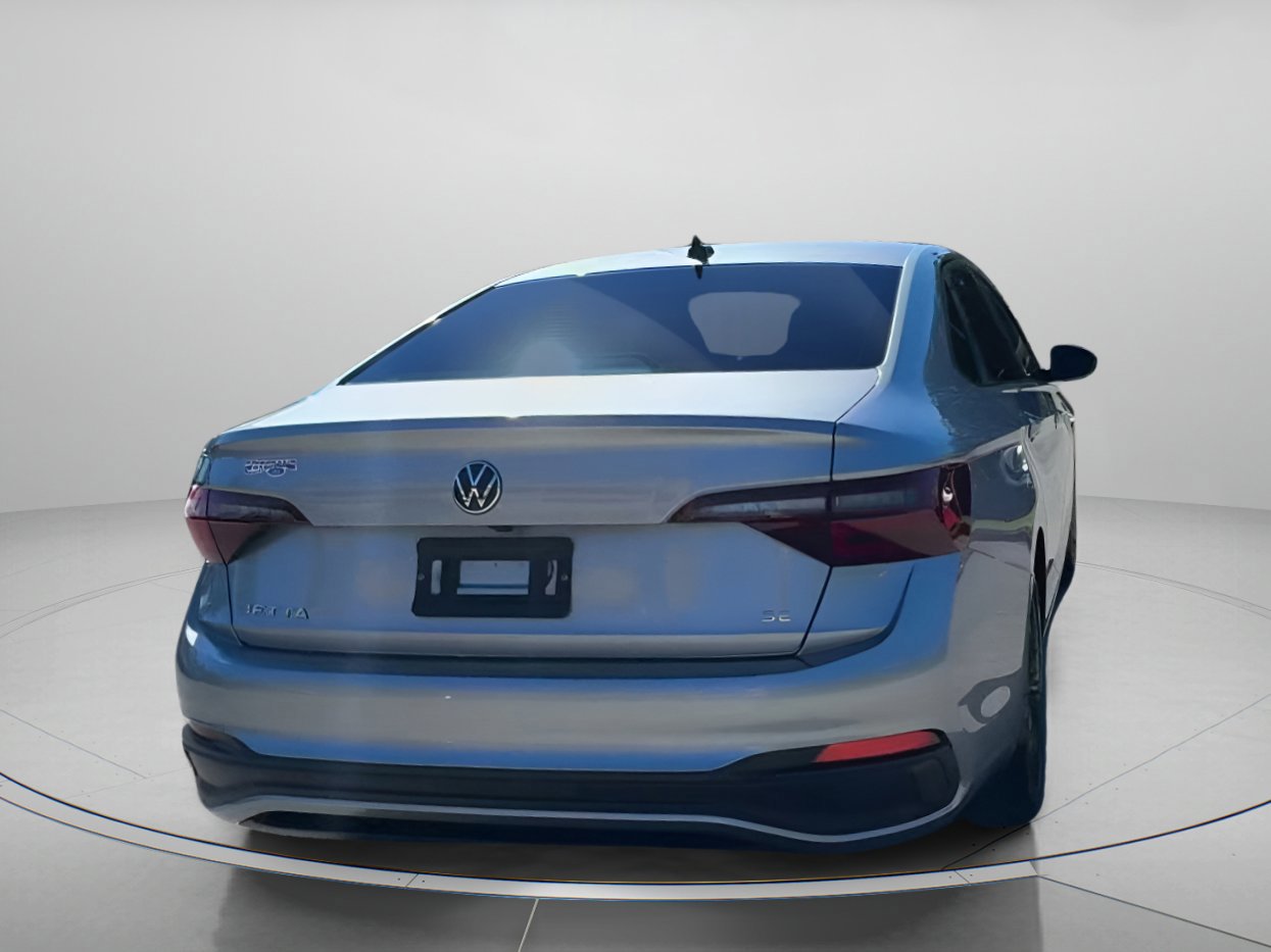 Used 2024 Volkswagen Jetta SE image 19
