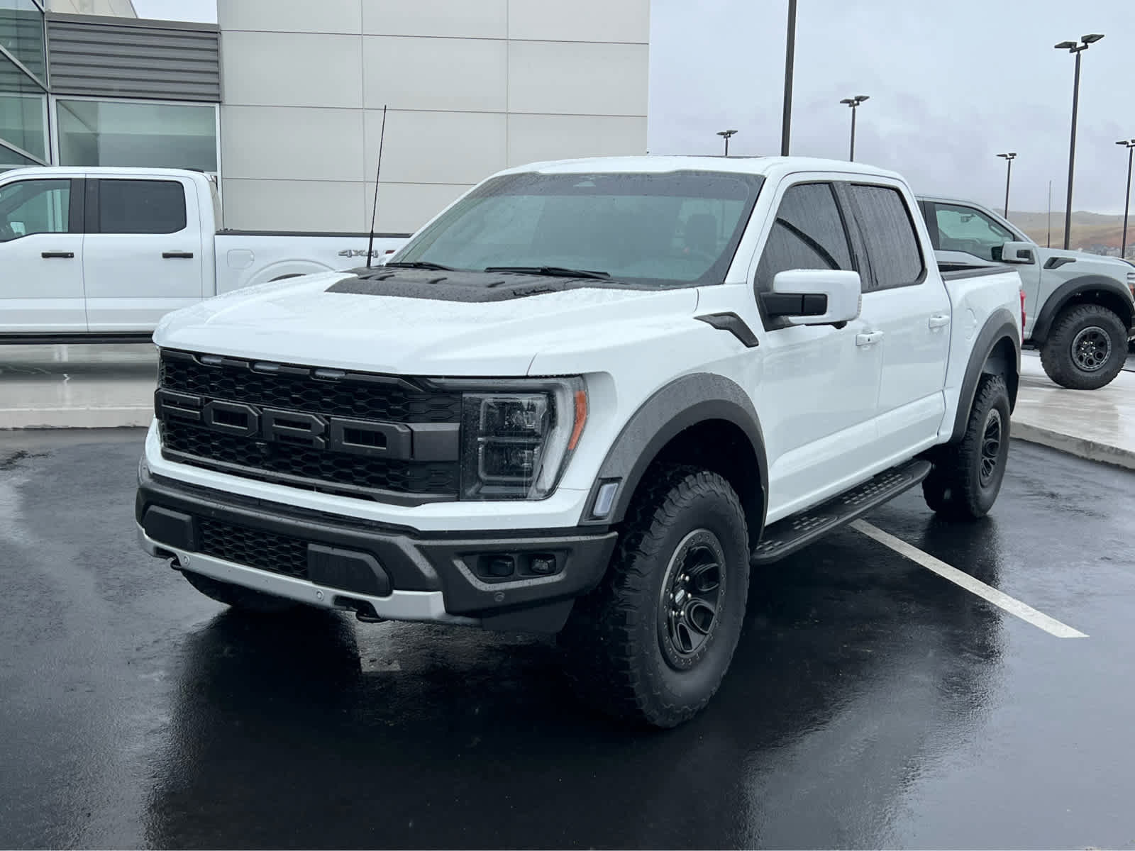 Certified 2023 Ford F150 Raptor w/ Raptor Carbon Fiber Package AWD/4WD image 2