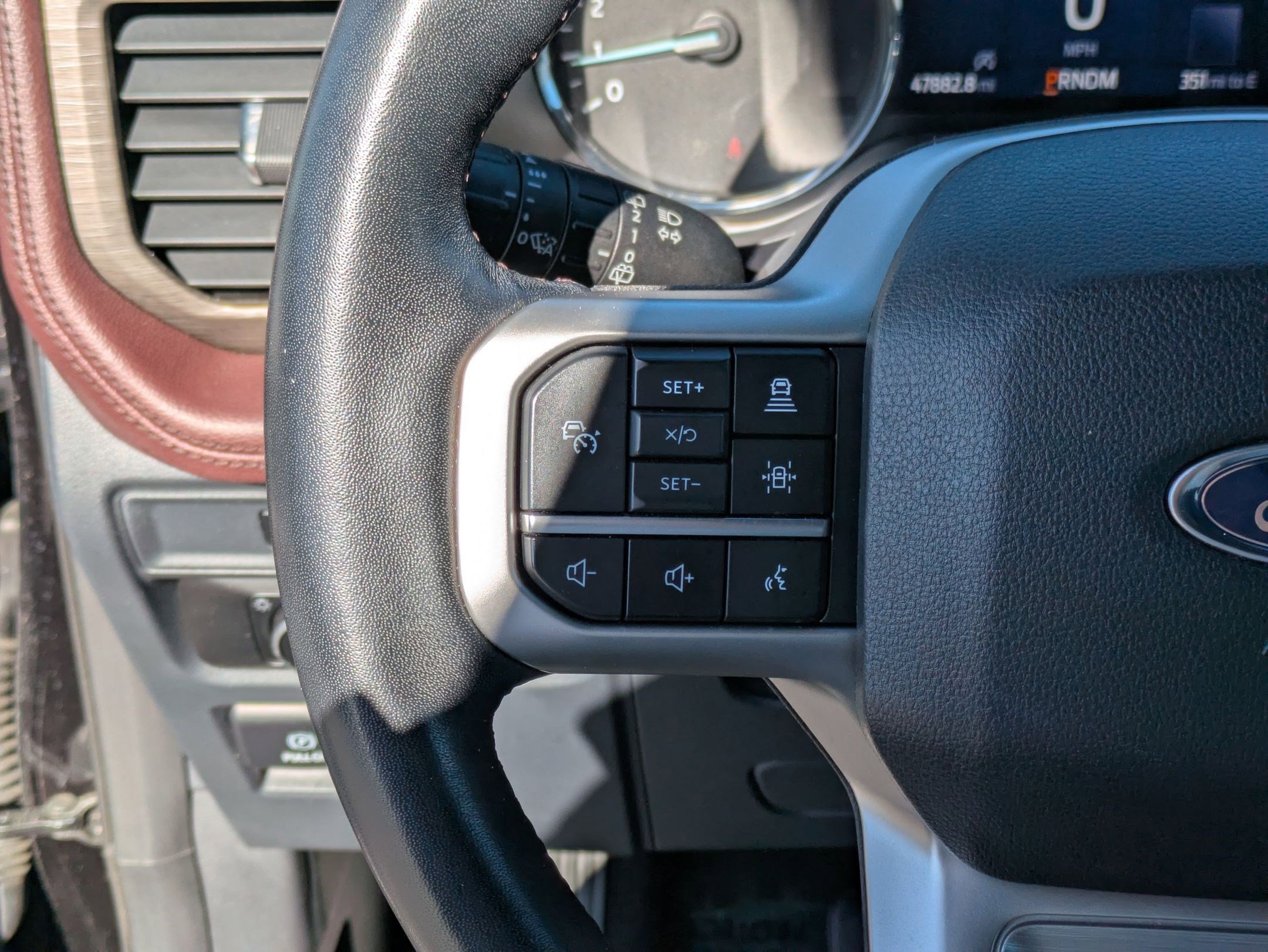 Certified 2024 Ford Expedition Limited image 20