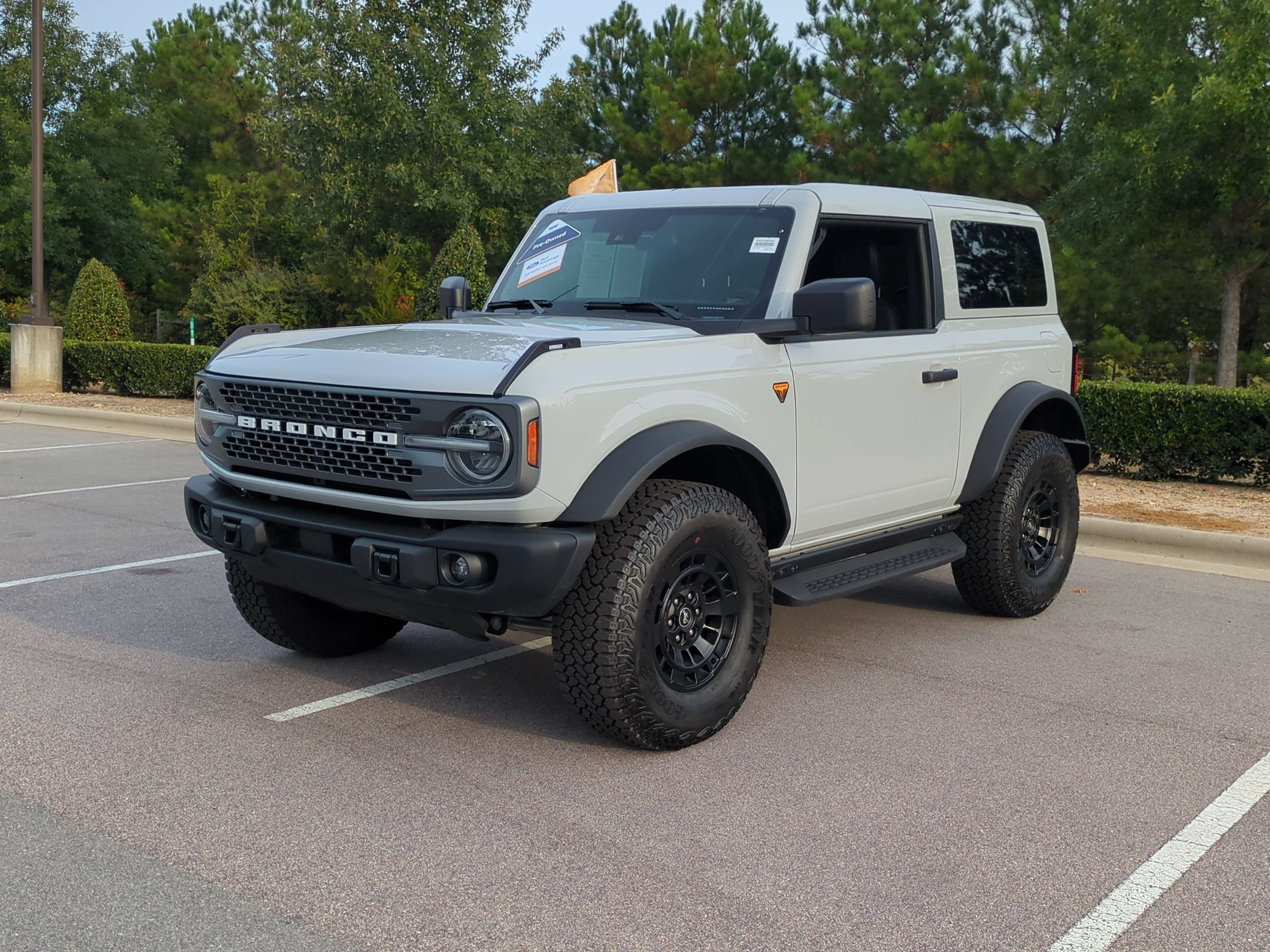 Certified 2026 Ford Bronco Badlands w/ Sasquatch Package AWD/4WD image 8