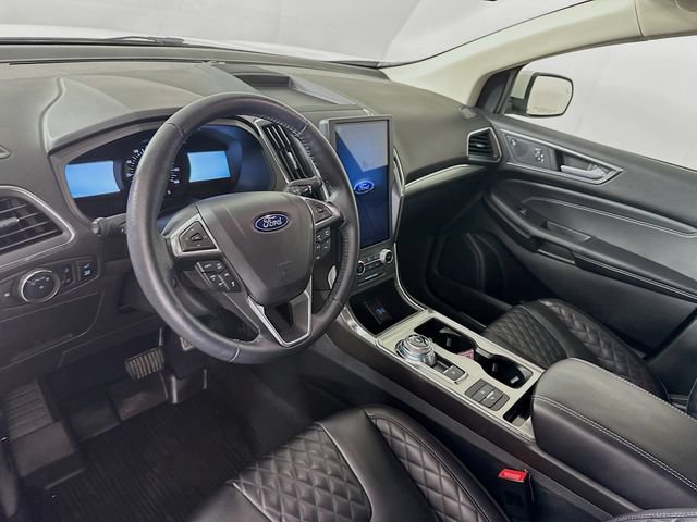 Certified 2024 Ford Edge Titanium w/ Equipment Group 301A AWD/4WD image 15