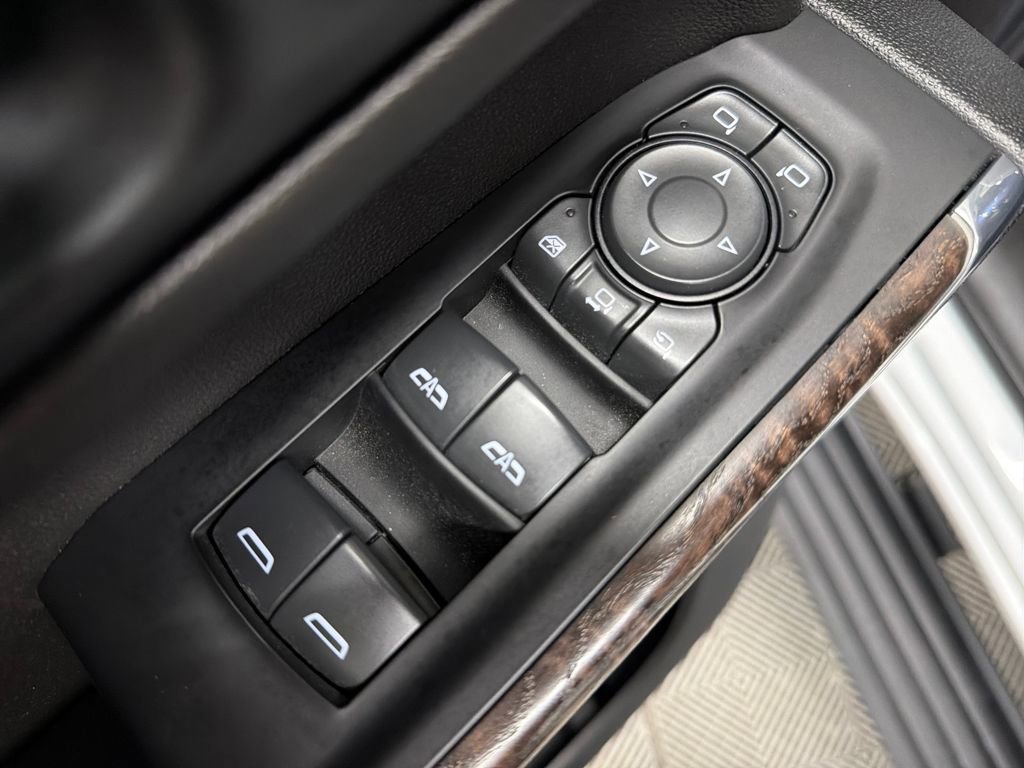 Used 2022 GMC Sierra 2500 Denali w/ Denali Ultimate Package image 18