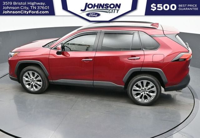 Used 2024 Toyota RAV4 Limited FWD image 53