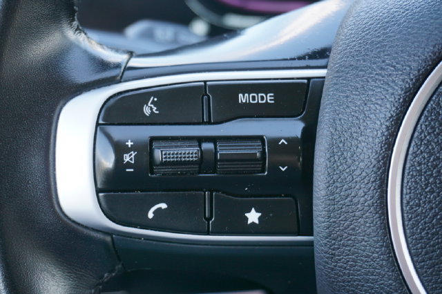 Used 2025 Kia Sportage EX w/ Premium Package FWD image 18