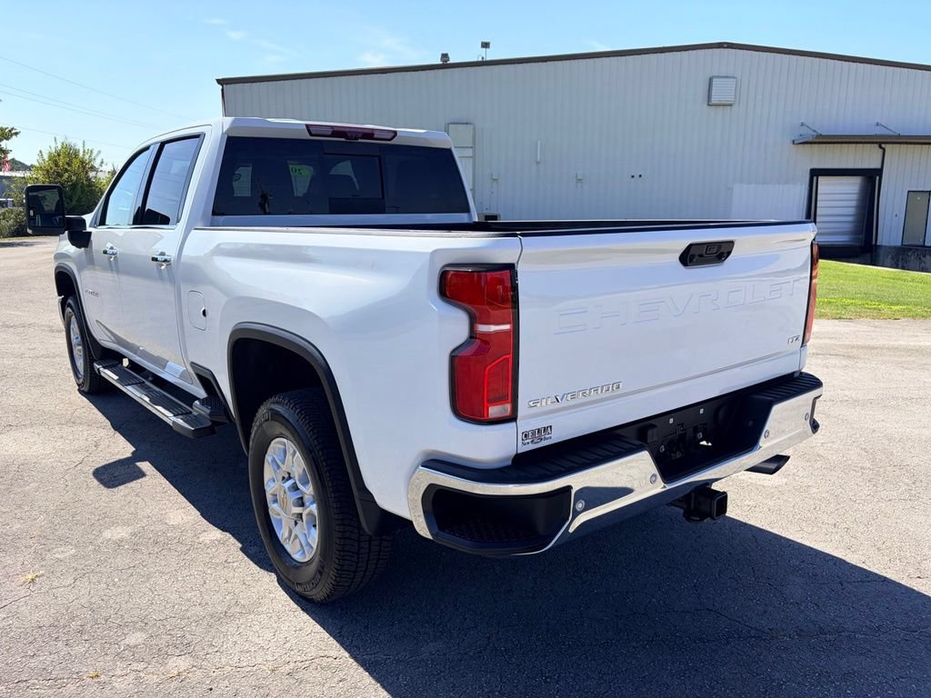 Used 2026 Chevrolet Silverado 2500 LTZ w/ LTZ Premium Package AWD/4WD image 4